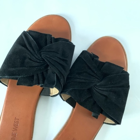 Nine West // Black Suede Twist Strap Sandals 9 - Picture 4 of 7
